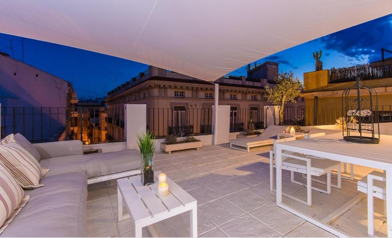 No Turistic Rental, Duplex Penthouse In The Historic Center, Valencia, Ideal For Those Looking To Stay In The City For A Season, Including Professionals And Students מראה חיצוני תמונה